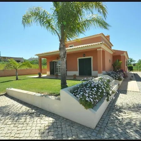 Villa Macas *